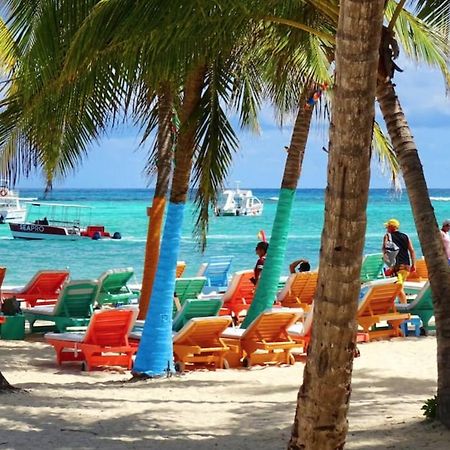 Sol Caribe Suites - Playa Los Corales - Beach Club, Wifi, Swimming Pool 푼타 카나 외부 사진